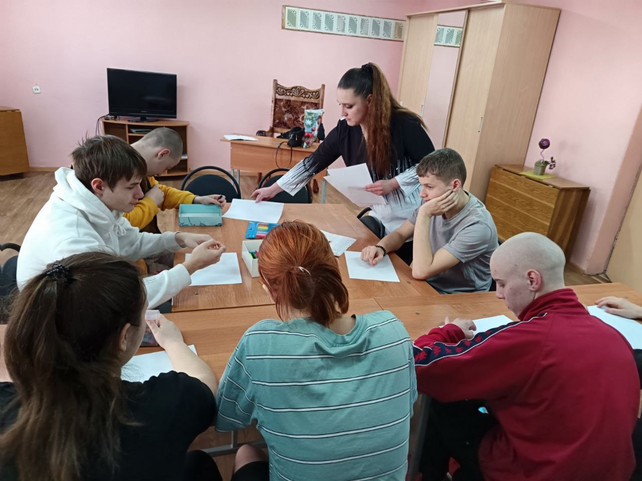 Круглый стол “Подари улыбку”