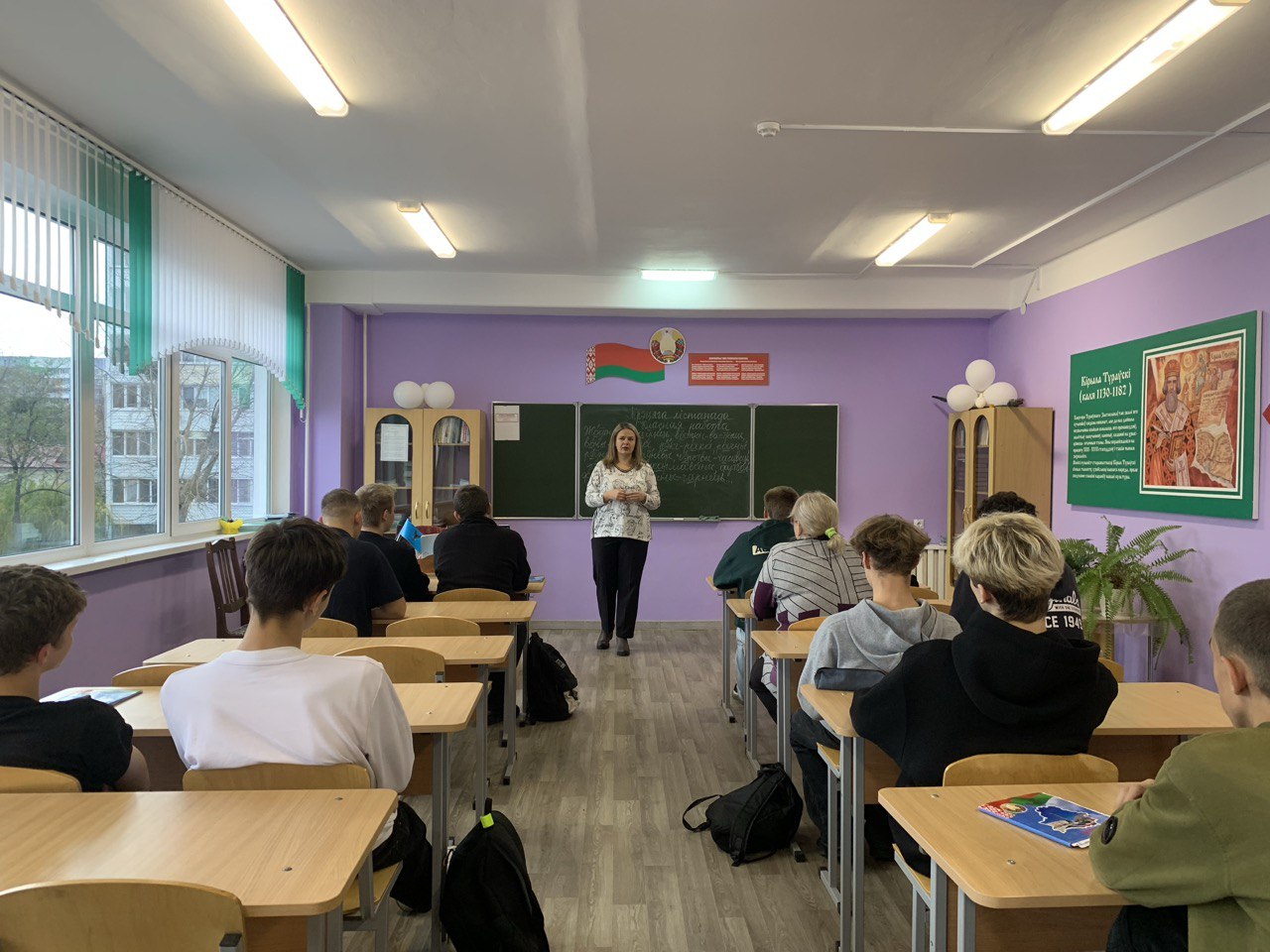 Профилактическая беседа с учащимися колледжа на тему: «Повышение осведомленности несовершеннолетних об основах безопасного поведения в интернете»