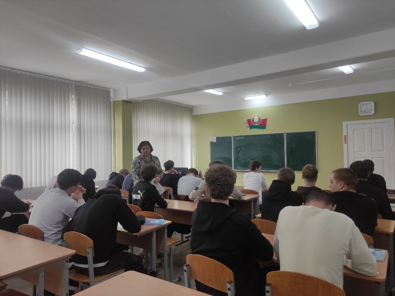 Час общения в группе ПБМ-11