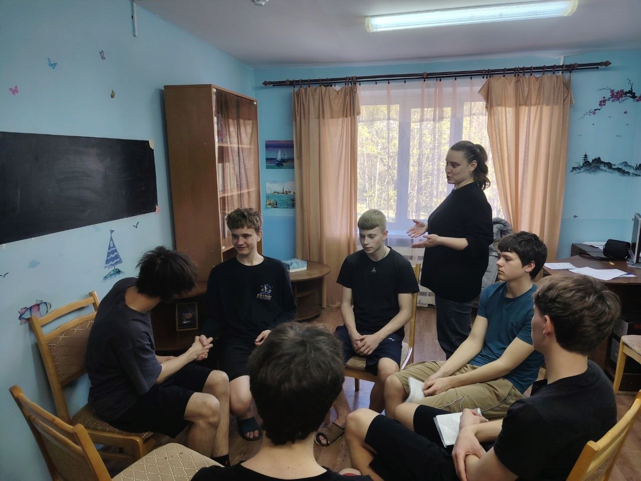 Заседание клуба медиации «Давайте жить дружно»