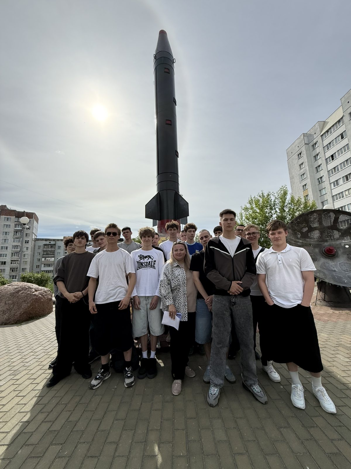 Экскурсия к памятнику ракетчикам 33 гвардейской ракетной Свирской Краснознамённой, орденов Суворова, Кутузова и Александра Невского дивизии