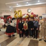 20 лет добрых дел: группа СП2-11 на праздничном мероприятии в Мозырском драмтеатре